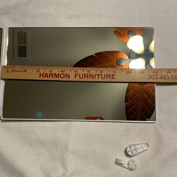 Trifold lighted cosmetic mirror.  USB cord not included.  NEW - Picture 10 of 14